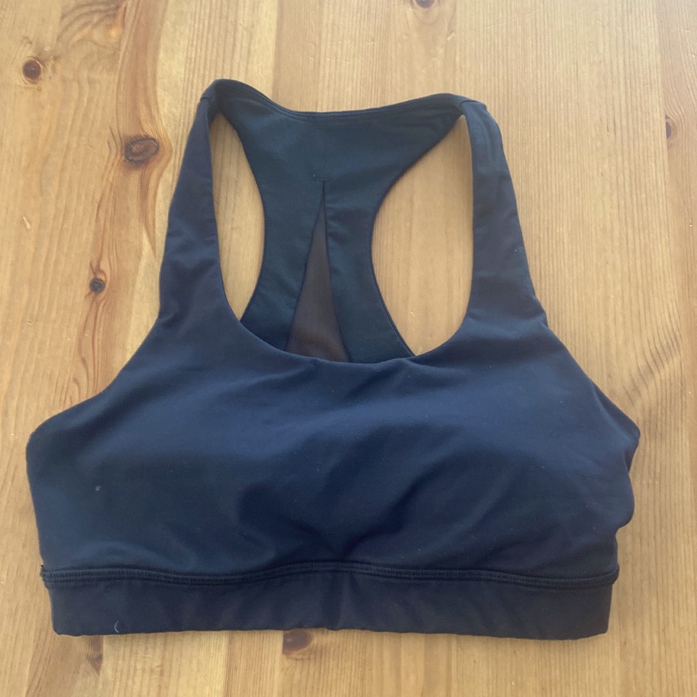 Lululemon Invigorate Bra (Black, Size 6)